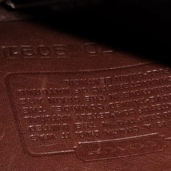 Coach purse - Picture 7 of 7